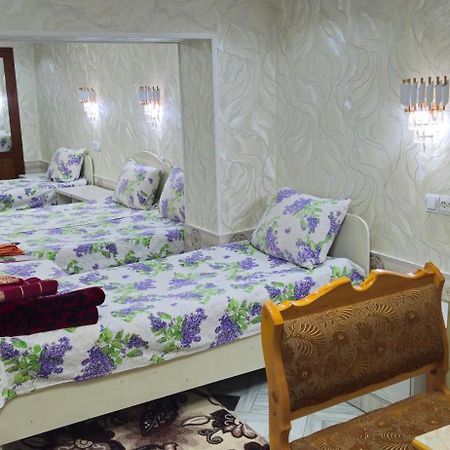 Hotel-129 Samarkand Bagian luar foto